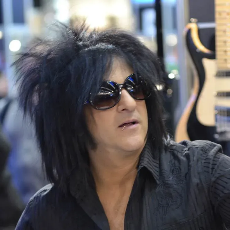 Bandshop GmbH auf der Musikmesse Frankfurt – Musiker mit Sonnenbrille