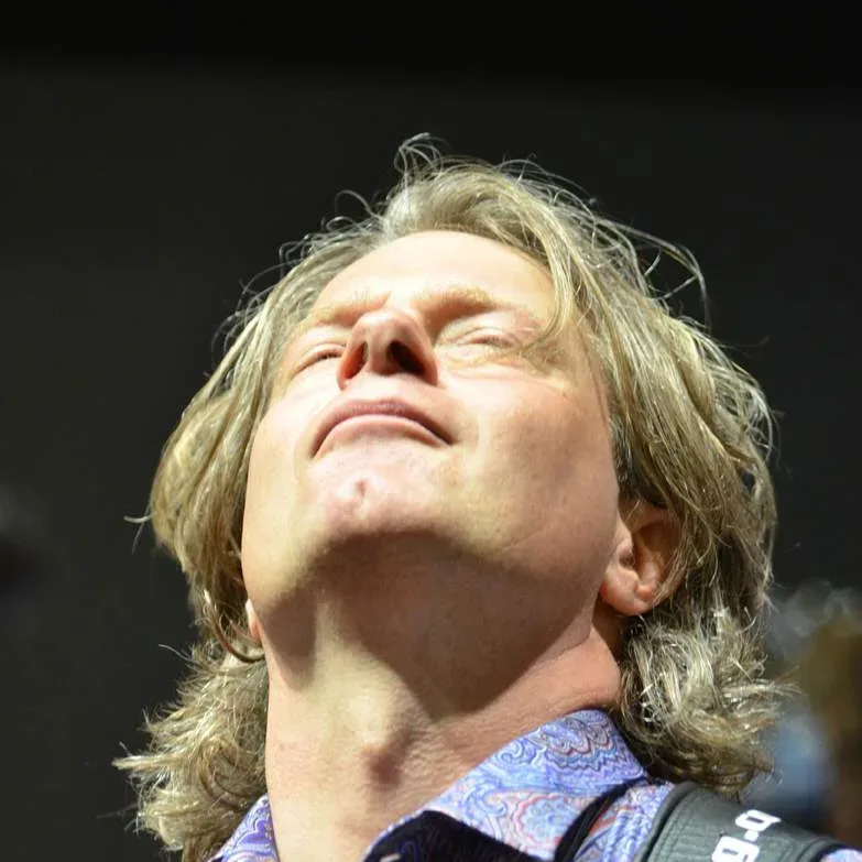 Bandshop GmbH auf der Musikmesse Frankfurt – Thomas Blug: beim Gitarrensolo am Bandshop-Stand