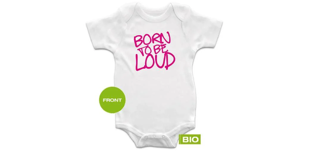 Baby-Strampler „Born to be loud“ – Druck pink, weißer Bio-Body – Bandshop